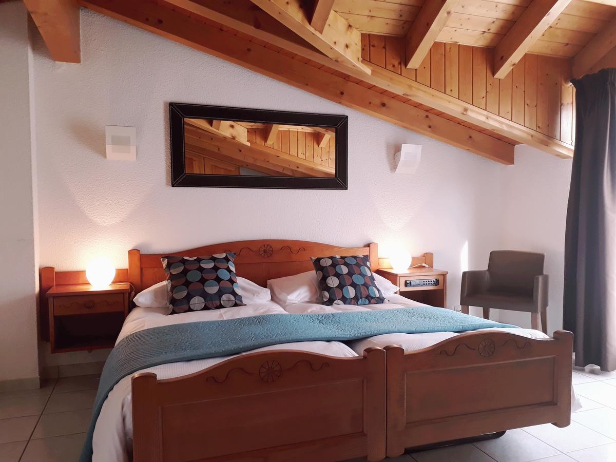 Hotel De Fully Екстер'єр фото
